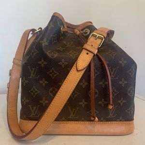 ❗️SOLD❗️LOUIS VUITTON MONOGRAM PETIT NOE NM